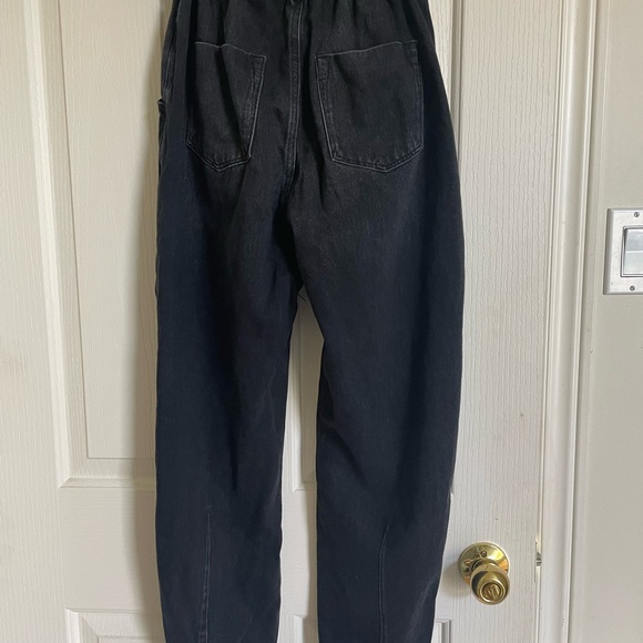 Zara paperbag baggy jeans, washed black, good preowned condition. Size 2 - Picture 3 of 3